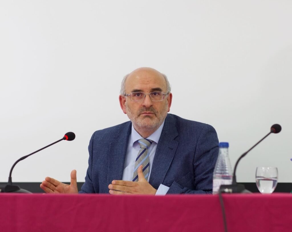 Javier Vecina Cifuentes